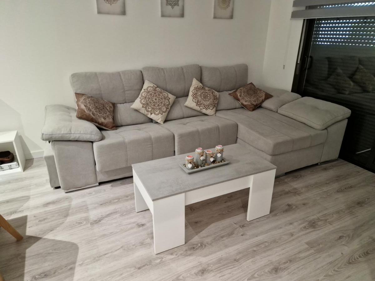 Moderno Duplex Comfort Roses Bagian luar foto
